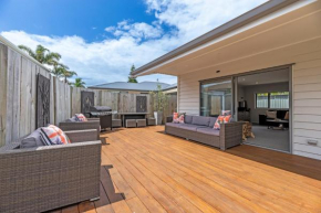 Unwind Papamoa Beach - Papamoa Holiday Home